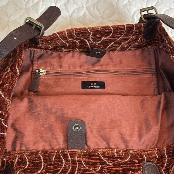Jim Thompson Quilted Textured Velour Hobo Bag W/ Leather Straps Raw Silk Lining - Picture 6 of 11